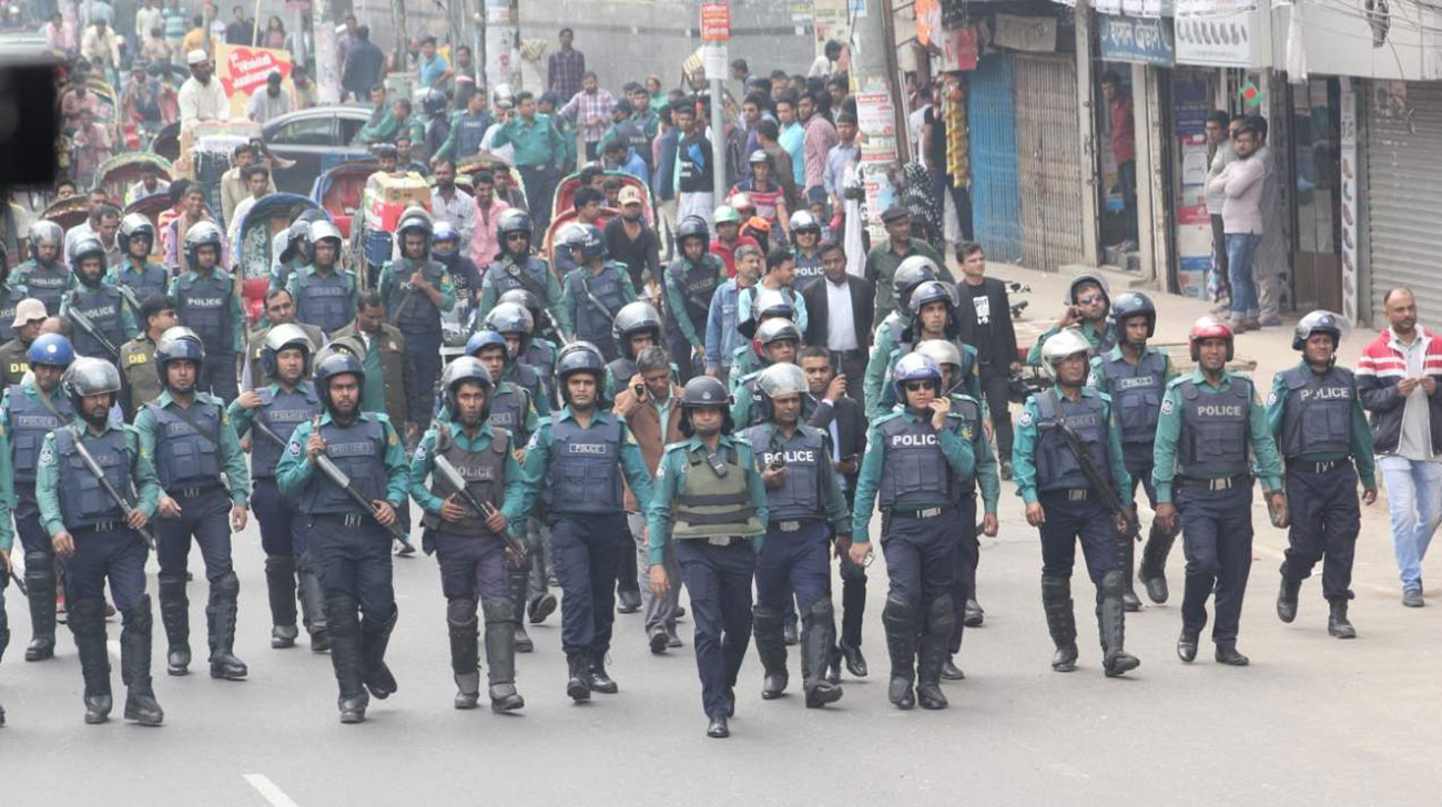 rally-police.jpg