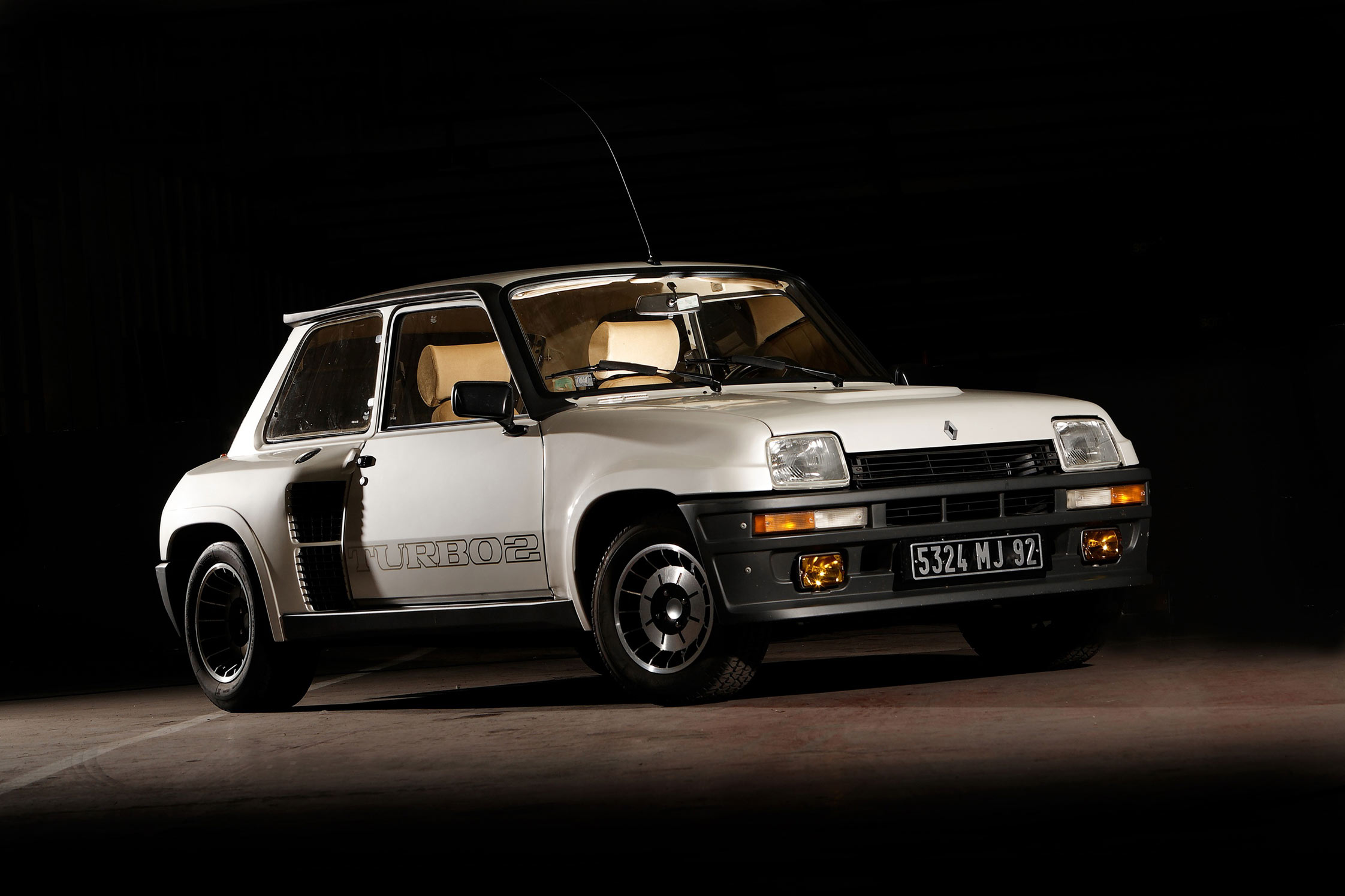renault-r5-turbo2-1-4-63700.jpg