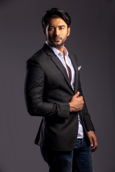 Model and Actor Roshan