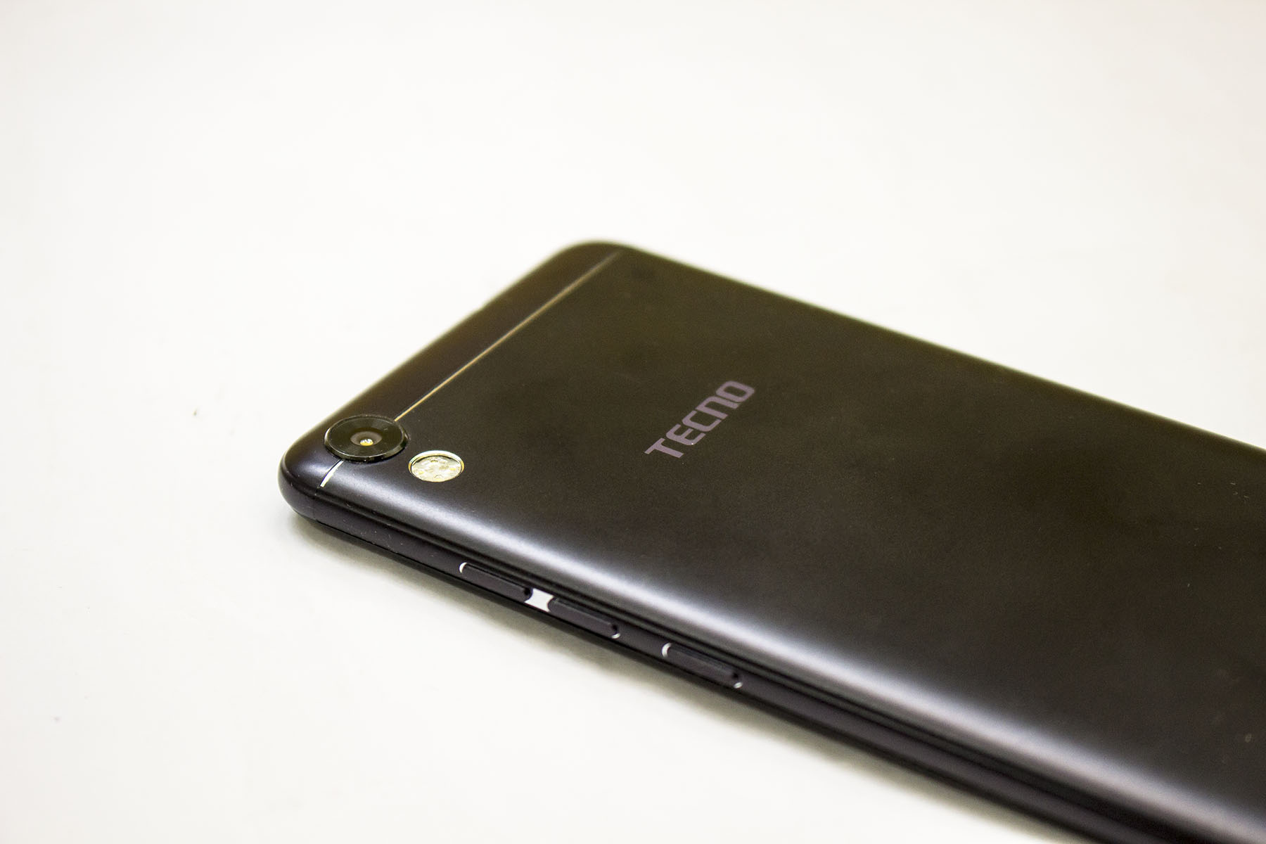 tecno_d.jpg