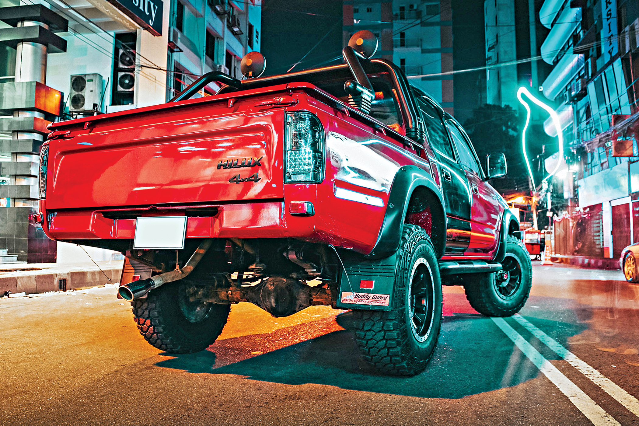 toyota-hilux3.jpg