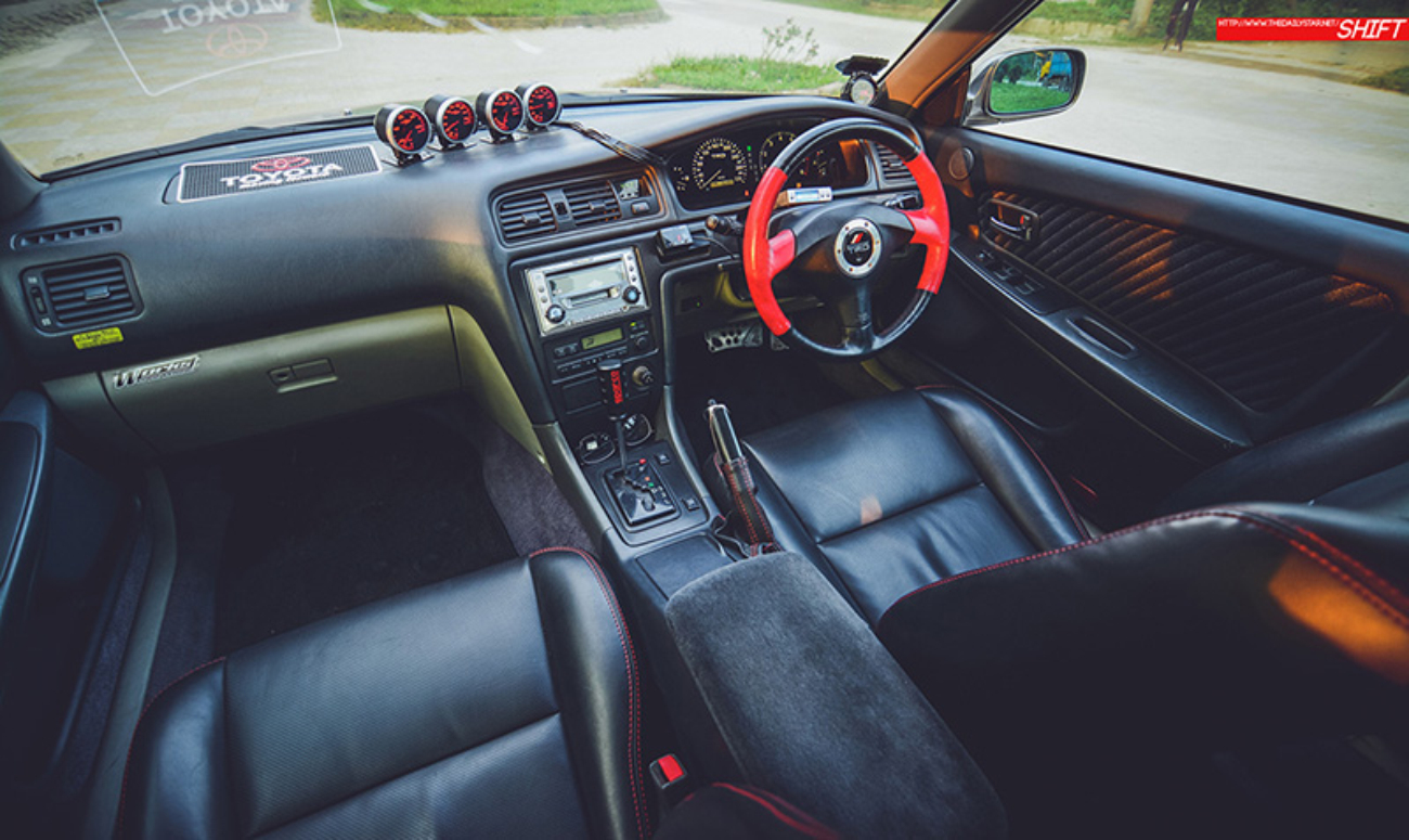 Toyota Chaser 5.jpg