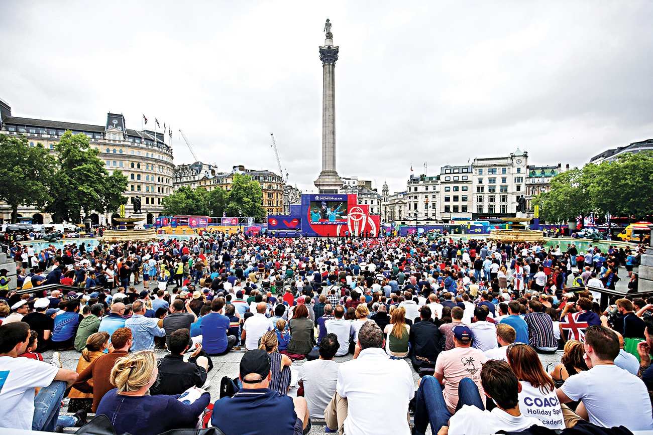 trafalgar_square_0.jpg