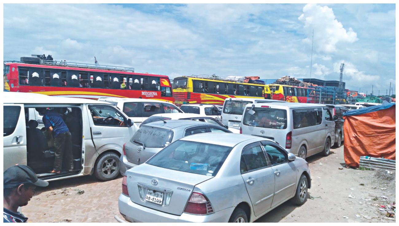 trucks_line_up1.jpg