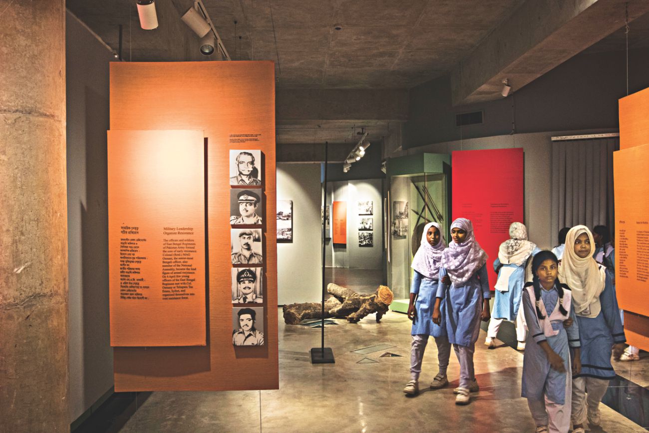 uniforms_of_valour_2.jpg
