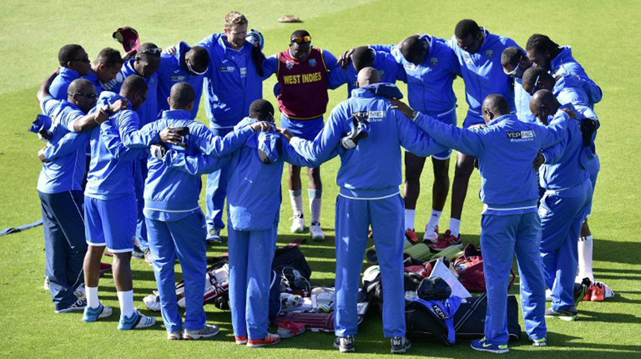 WI-players-huddle-NS.jpg