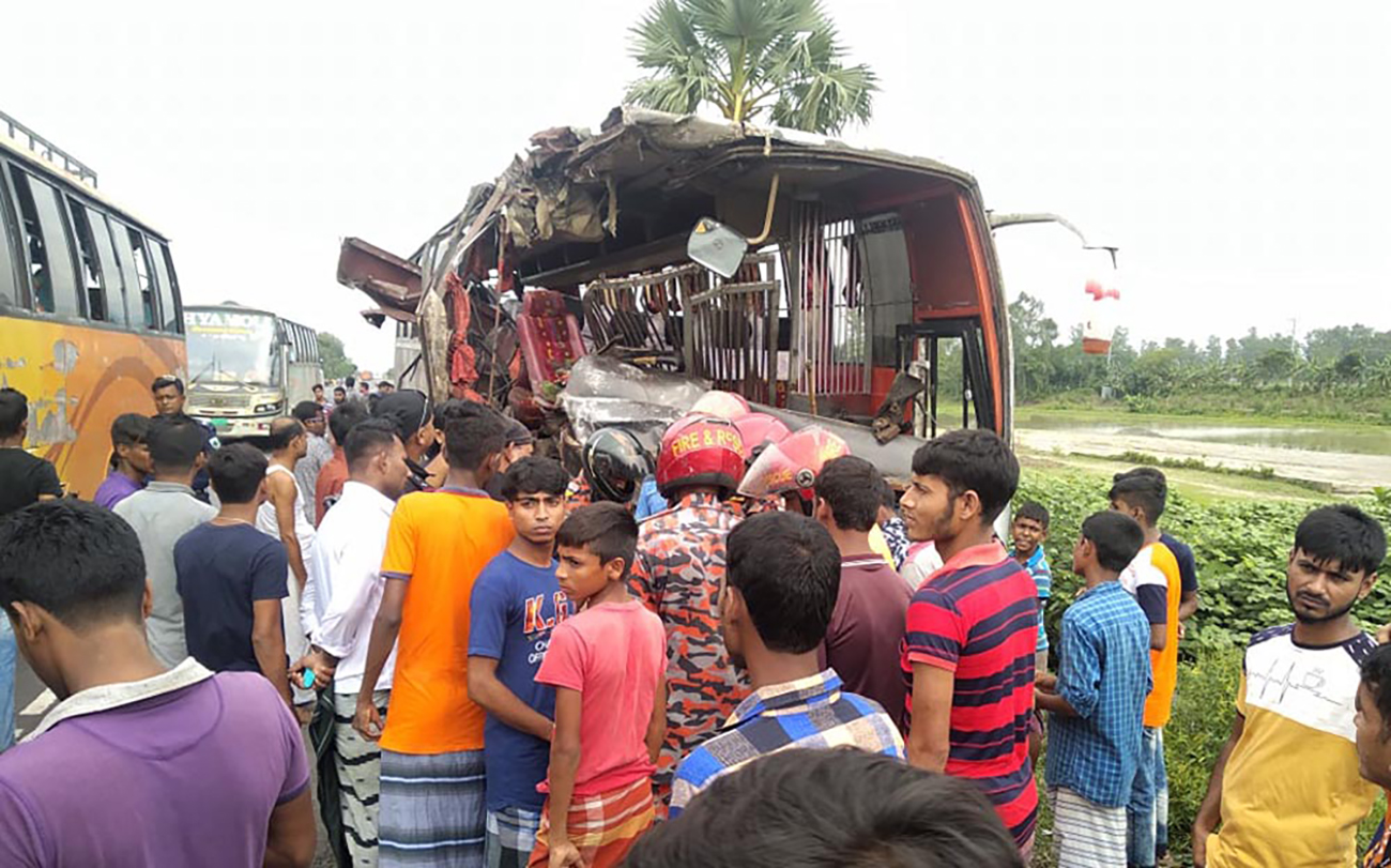 Crash near Bangabandhu Bridge