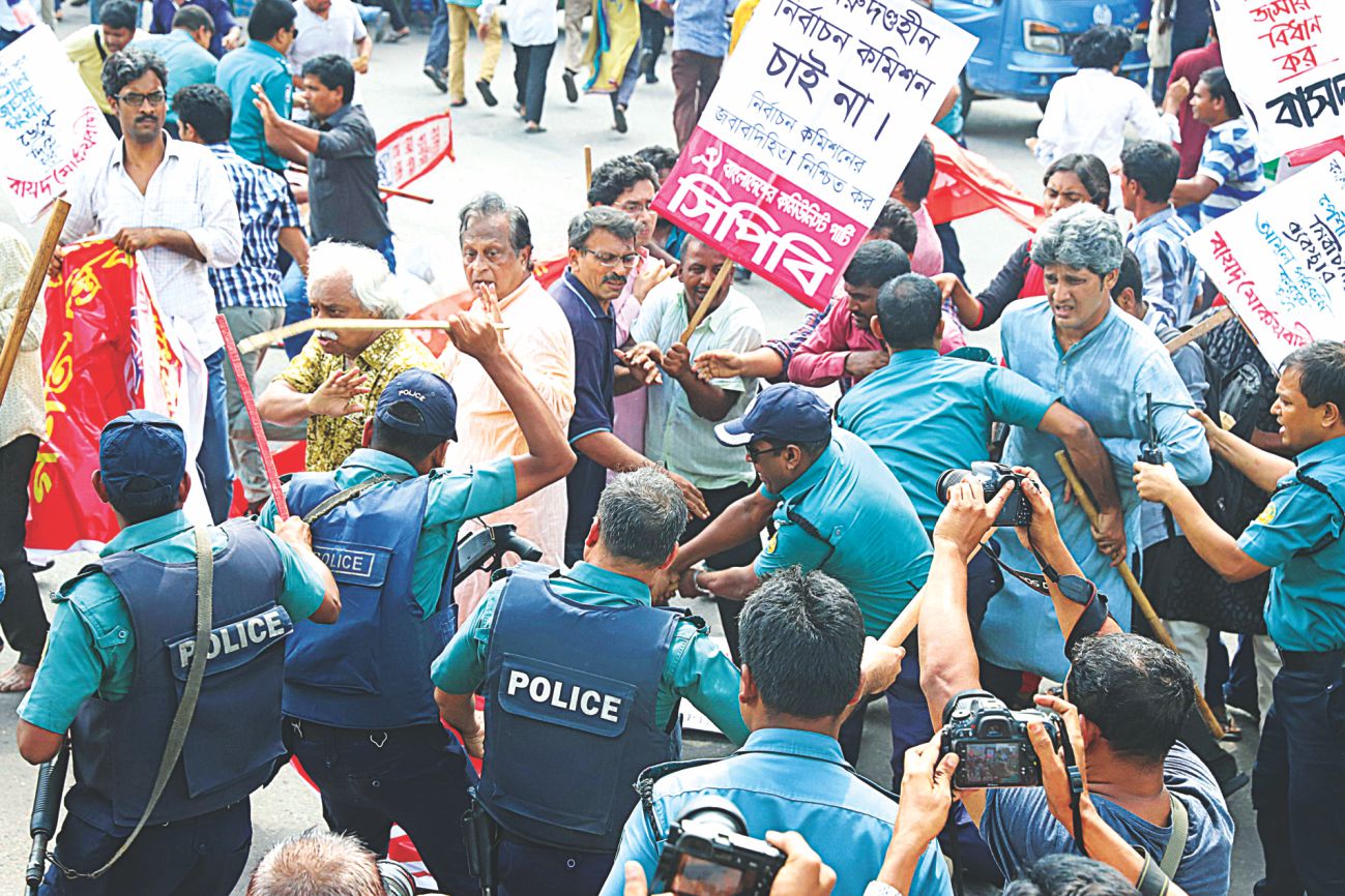 police_attack_cpb_1.jpg