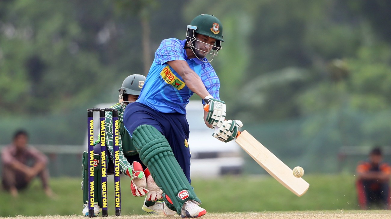 Shakib smash!