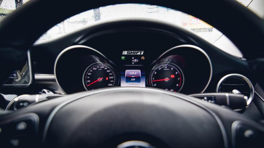 Mercedes Benz C250 Shift - guages