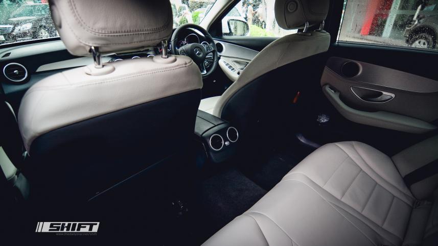 2015 Mercedes Benz C250 Shift - legroom