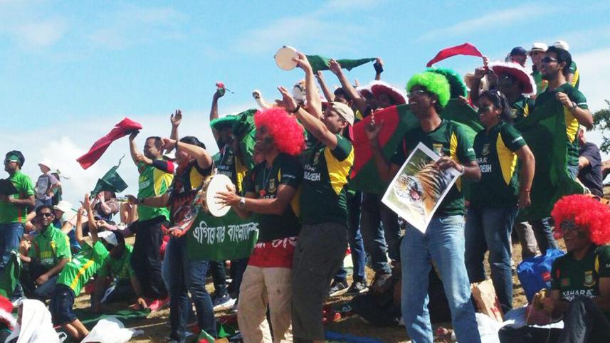 Fans cheering for Bangladesh