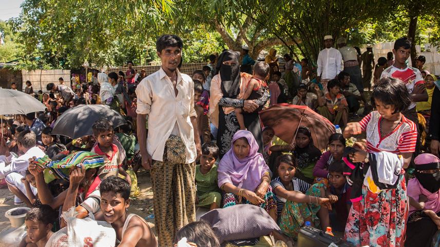 Rohingya influx puts locals into financial trouble.JPG