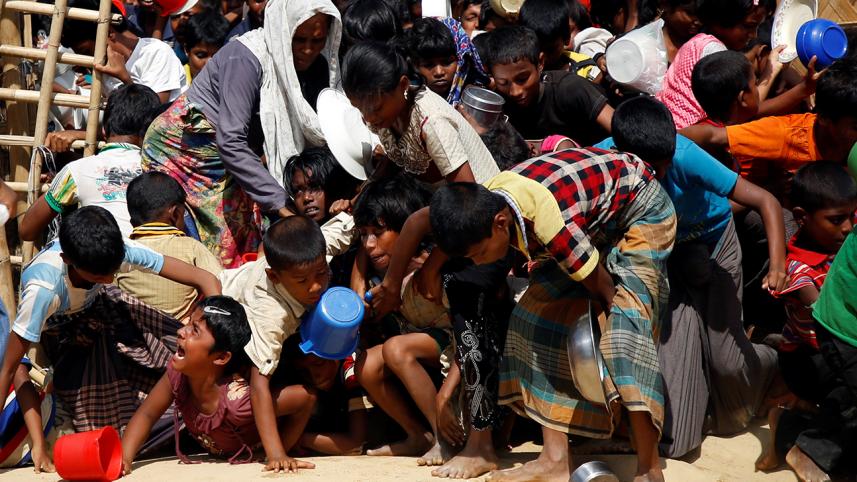 2017-11-07T085716Z_2049504903_RC1E0B33FB20_RTRMADP_3_MYANMAR-ROHINGYA-BANGLADESH.JPG