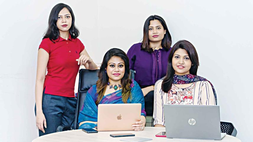 ladies00.jpg