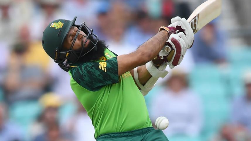 Amla hit on head.jpg