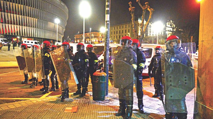Basque riot police.jpg