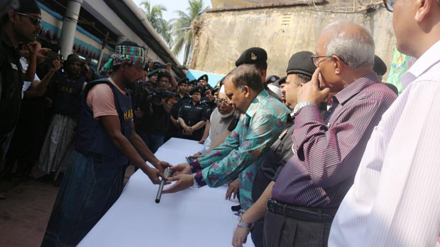 Sundarbans robbers surrender