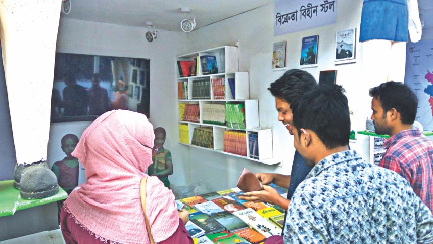 book fair1.jpg
