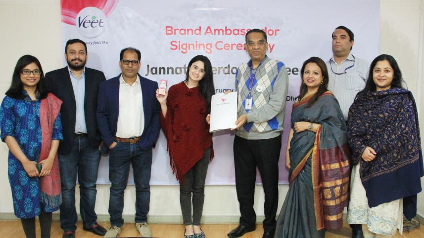 brand ambassador Veet.jpg