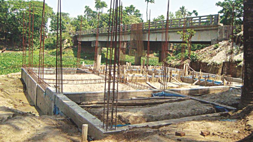 Building Kobadak.jpg