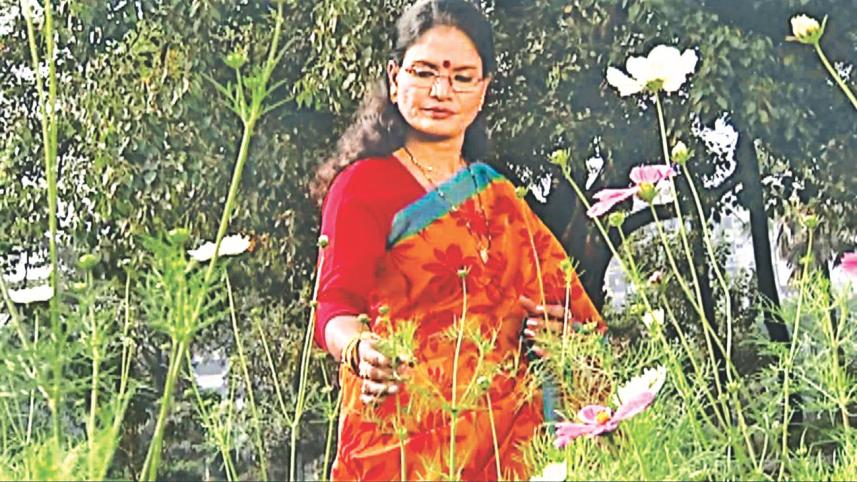 Bangladeshi popular folk singer Chandana Majumdar