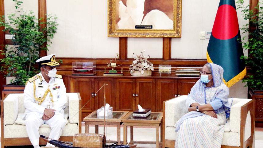 CNS Promotion pic to Admiral  (2).jpg