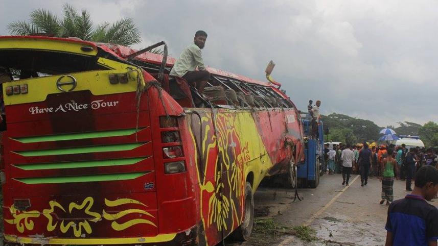 comilla accident.jpg