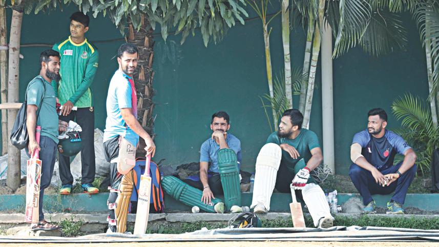 cricket players.jpg