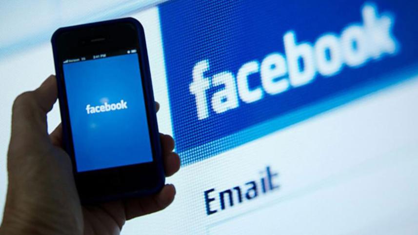 Facebook-1WB.jpg