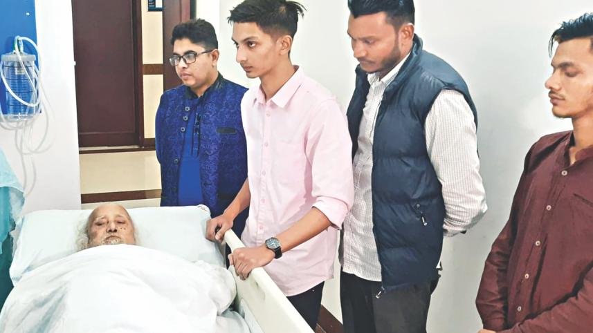 FB vedio reunites family sylhet.jpg