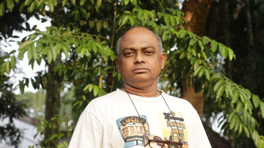 Renowned Poet Henry Sawpon gets bail in Digital Security Act case