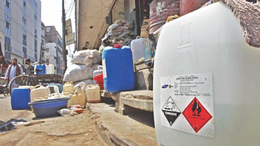 illegal chemical factories in Old Dhaka