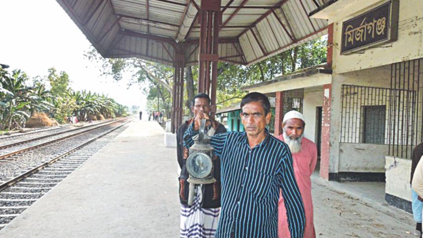 informal caretaker mirzaganj.jpg