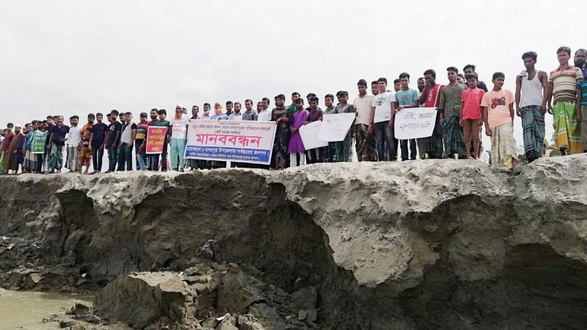 Jamuna-Erosion-unions-shrinking-fast.jpg