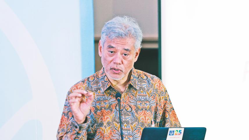 Jomo Kwame Sundaram.jpg