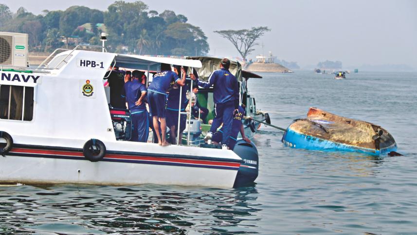 kaptai lake.jpg