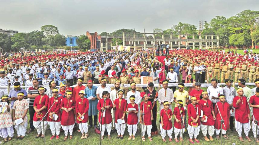 Lakho Konthe Bidrohi Kobita