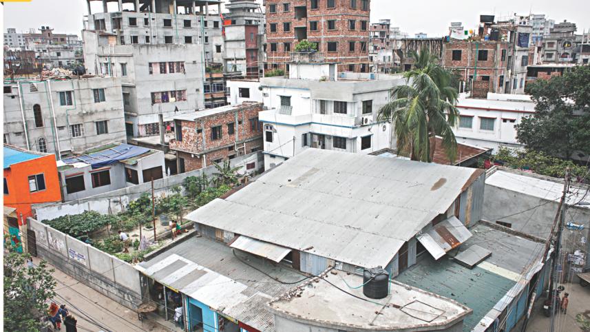 Lalmia Sarkar Road.jpg