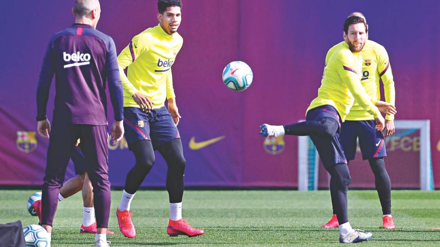 Lionel Messi practice.jpg