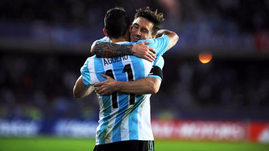 Messi-Aguero.jpg-NS.jpg
