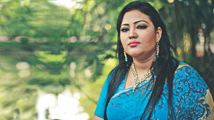 Renowned singer Momtaz sings for Film Debi