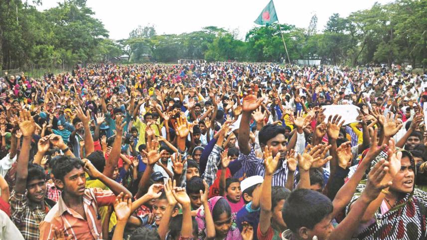 Protestors at Bashkhali
