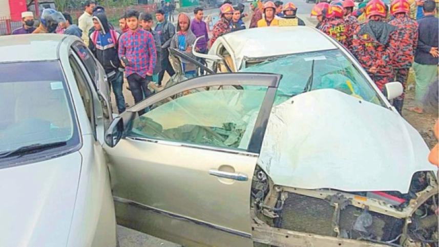 road crash ctg bank.jpg