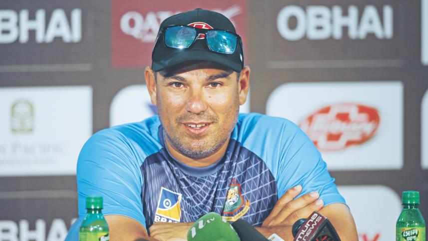 RUSSELL DOMINGO.jpg
