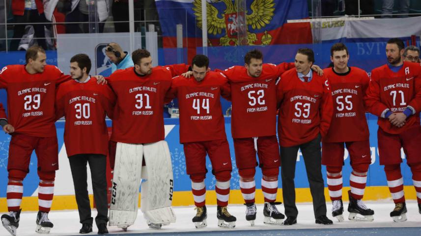 Russia sing banned anthem.JPG