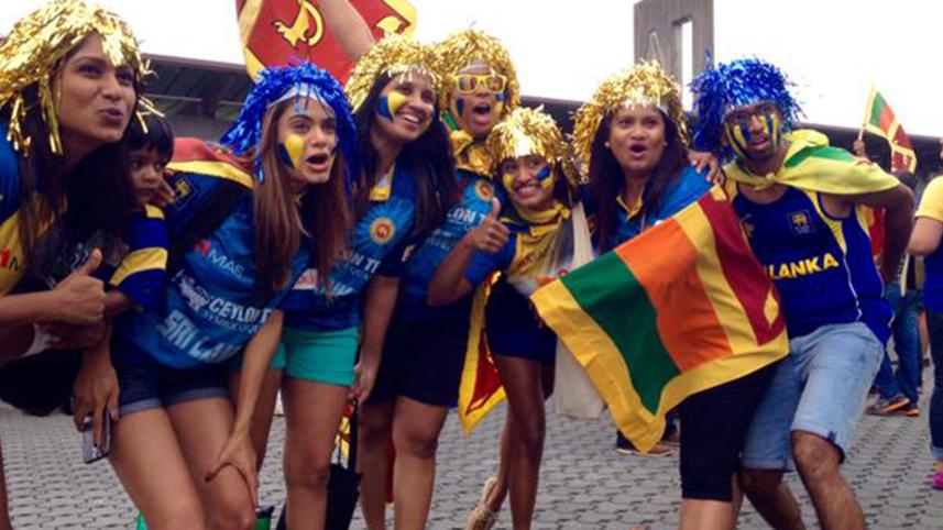 Sri-lankan-fans-NS.jpg