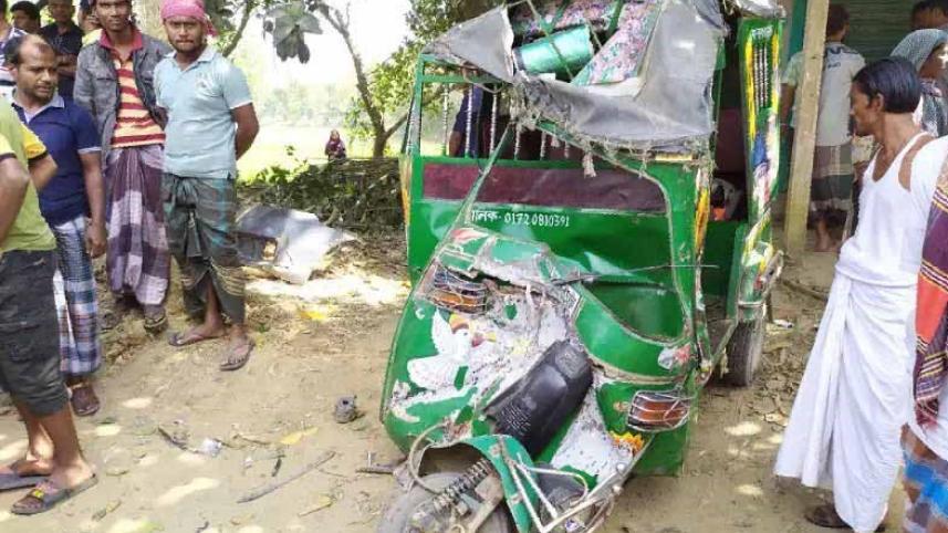 Tangail road accident picture-1.jpg