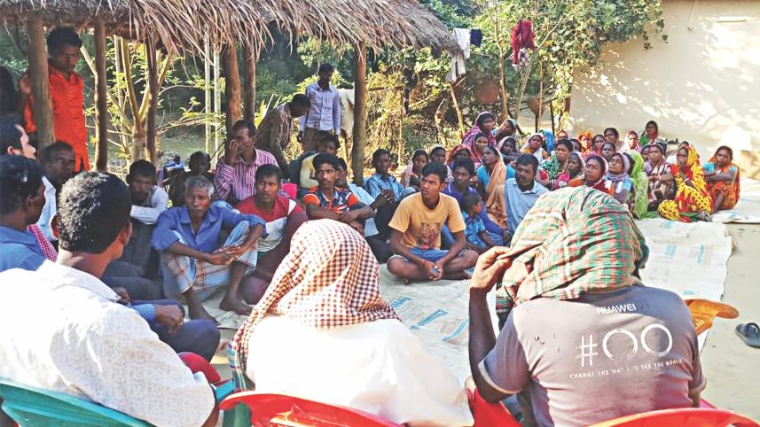 tea workers live.jpg