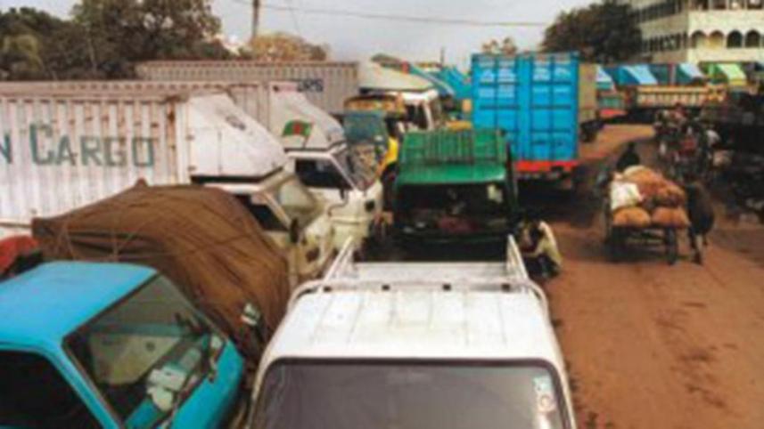 Truck parking Tejgaon